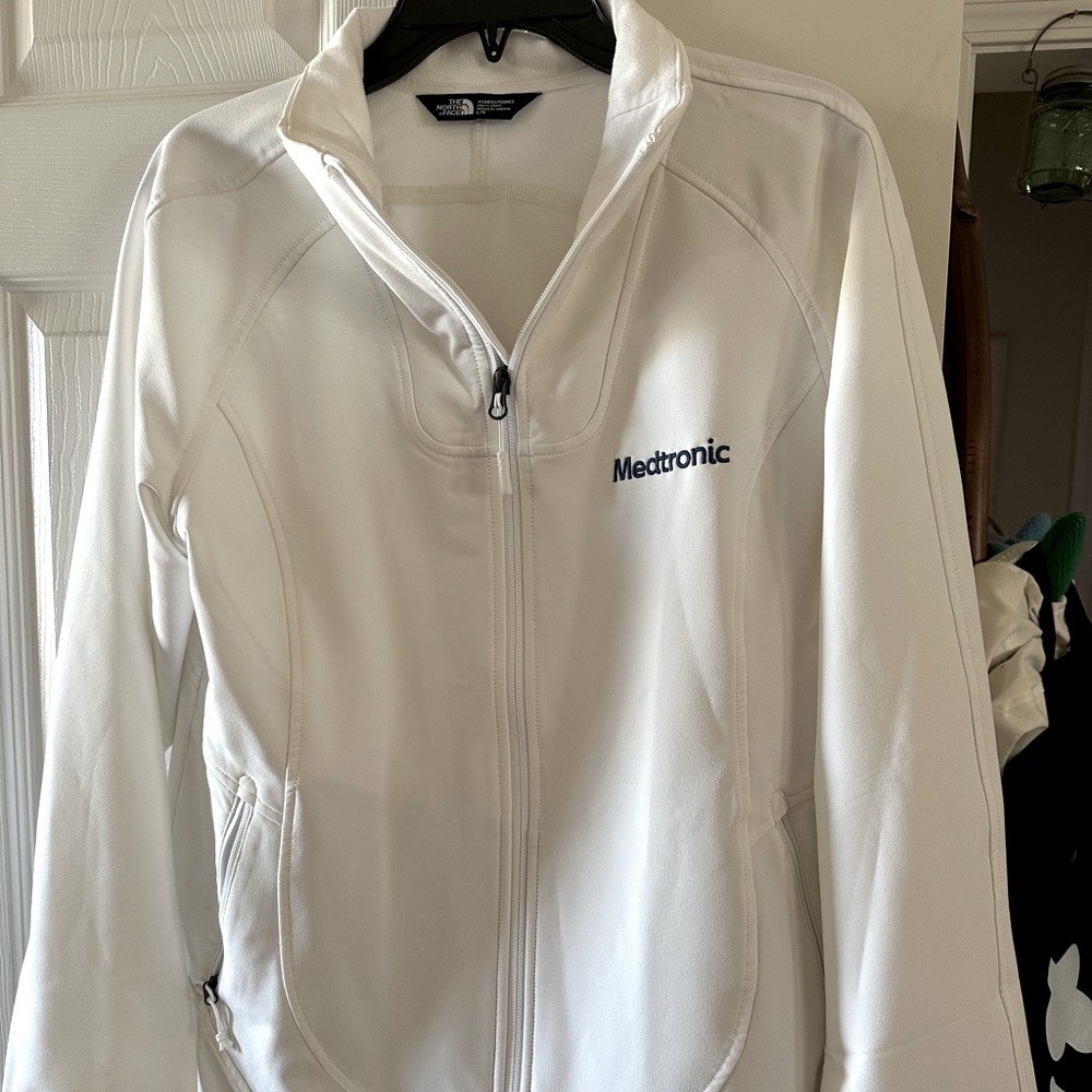 Women’s Large The North Face Jacket Medtronic